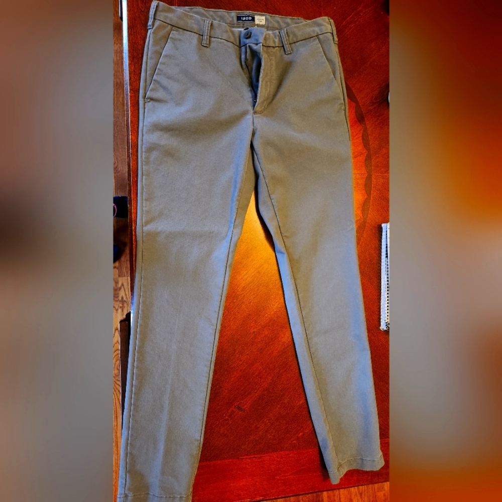 Izod Grey dress pants